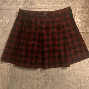 H&M Plaid pleated skirt